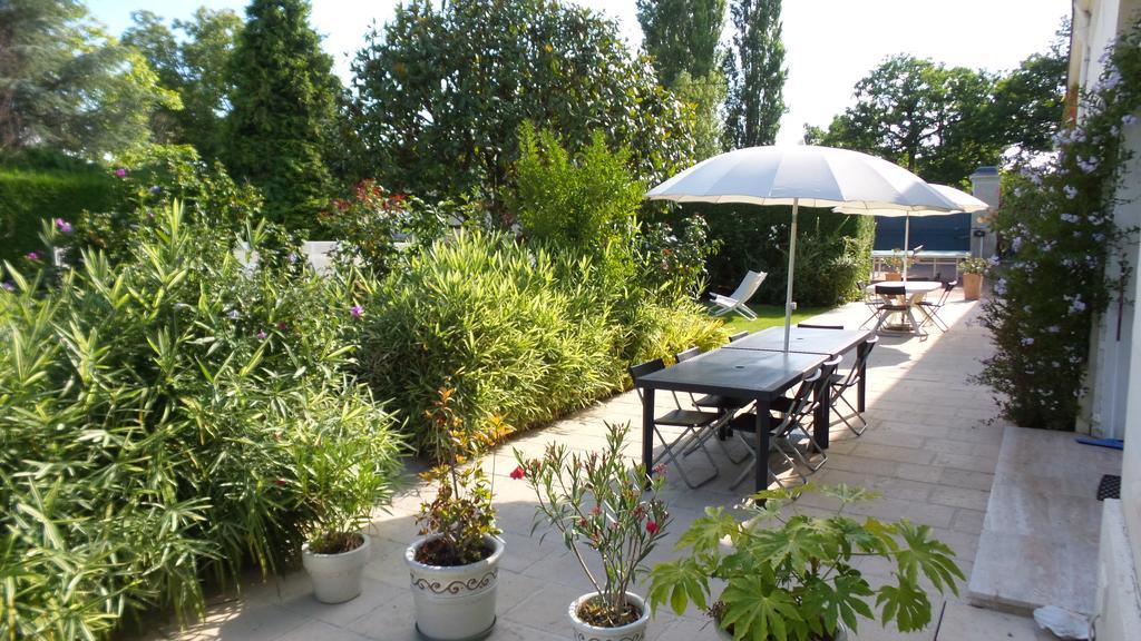 Le Clos de La Chapelle - Gîte Les Glycines Extérieur photo